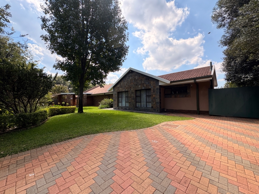 4 Bedroom Property for Sale in Stilfontein Ext 4 North West